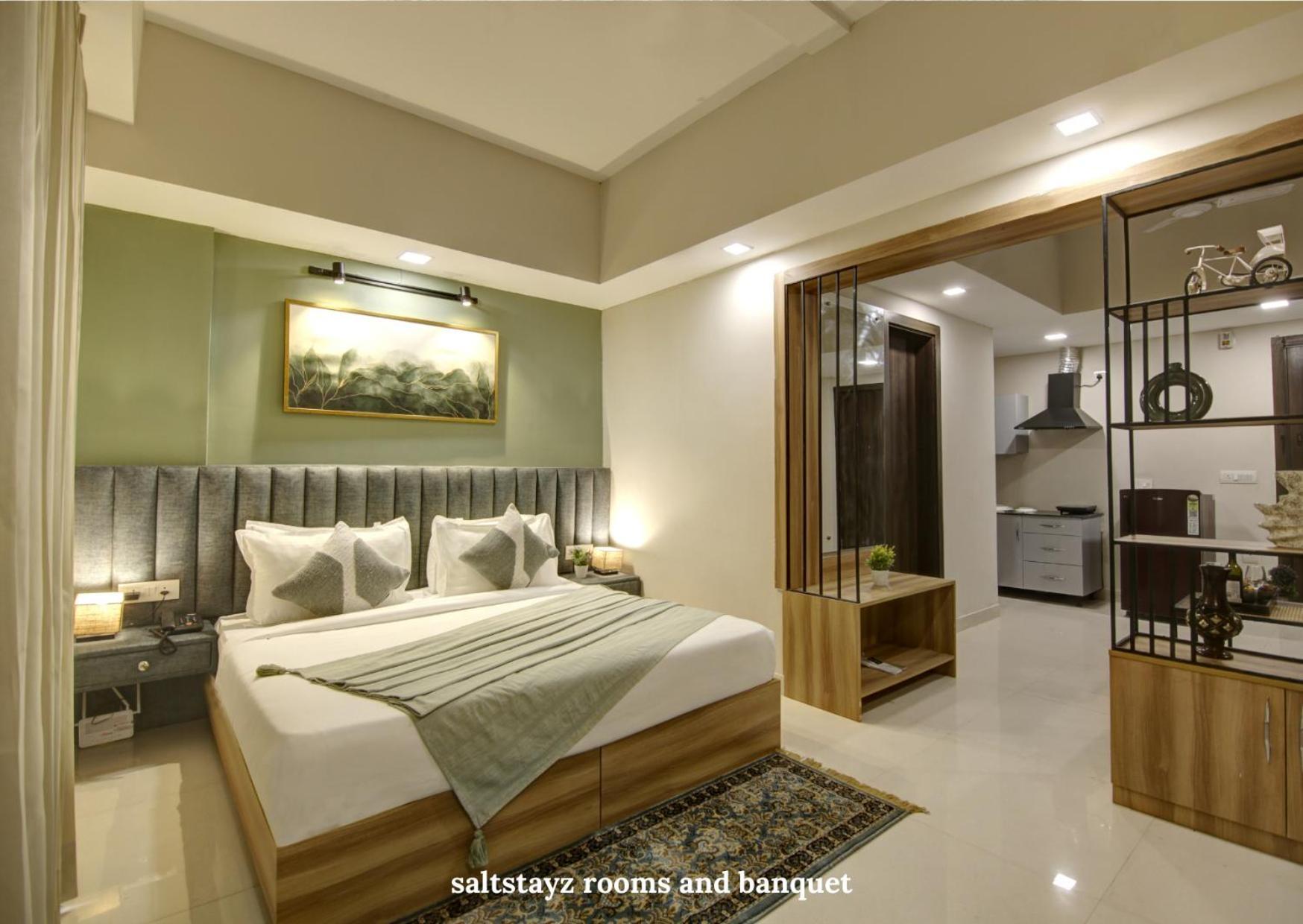 Saltstayz Premier Executive Serviced Apartment - Golf Course Extension Road Gurgaon Exterior photo