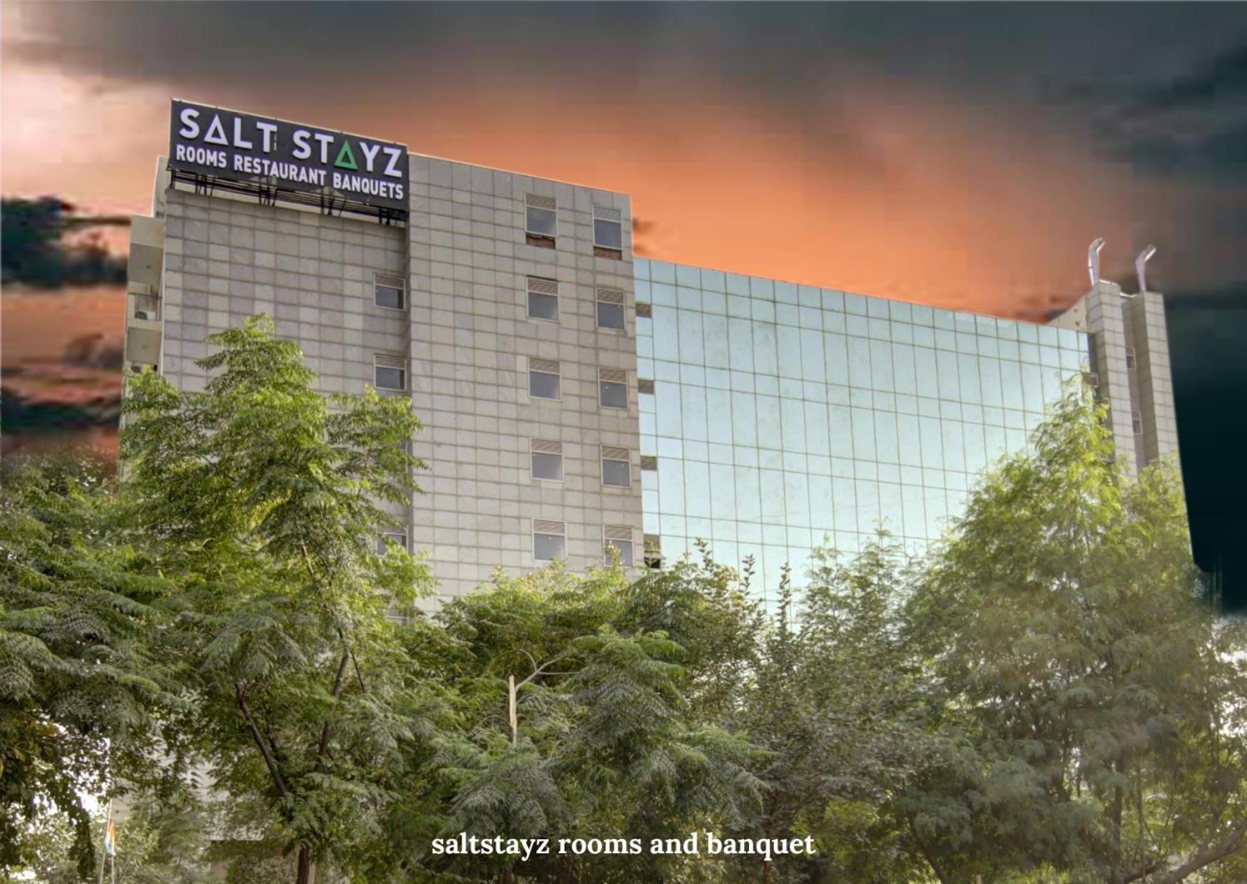 Saltstayz Premier Executive Serviced Apartment - Golf Course Extension Road Gurgaon Exterior photo