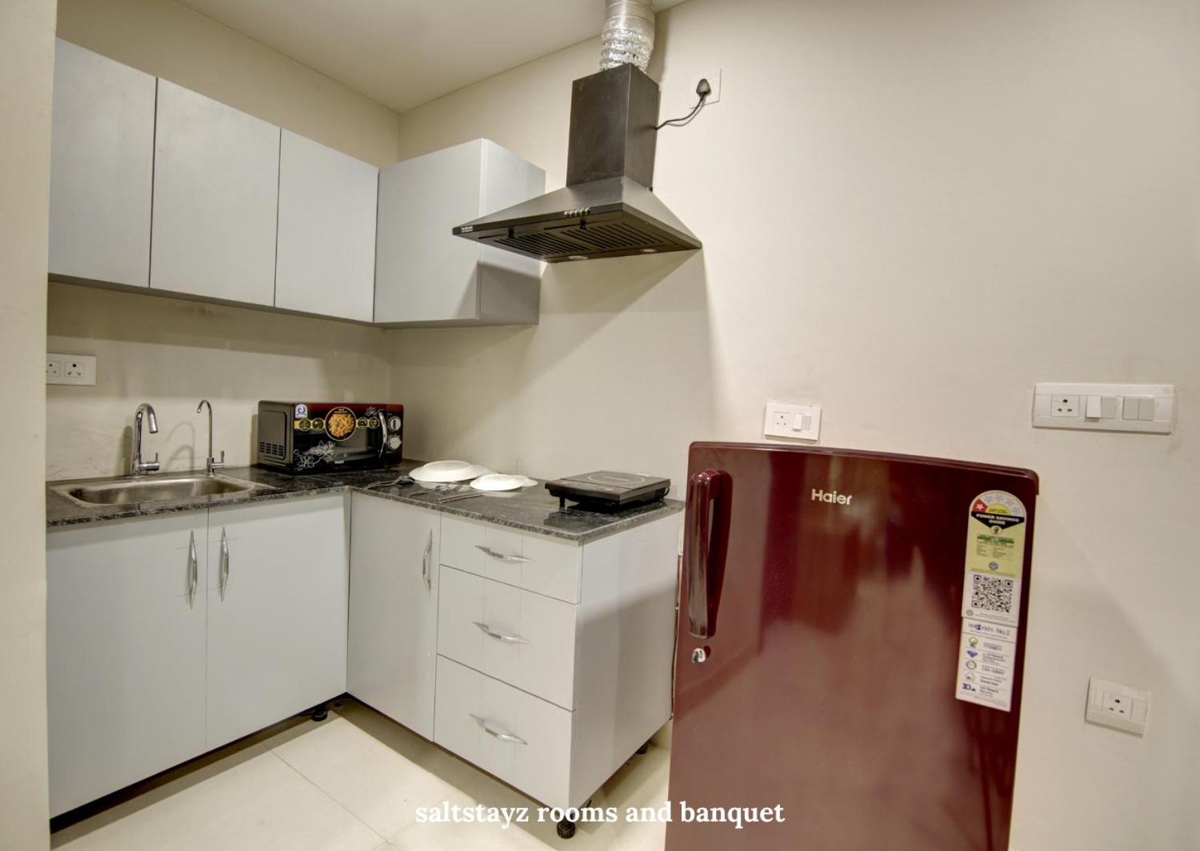 Saltstayz Premier Executive Serviced Apartment - Golf Course Extension Road Gurgaon Exterior photo