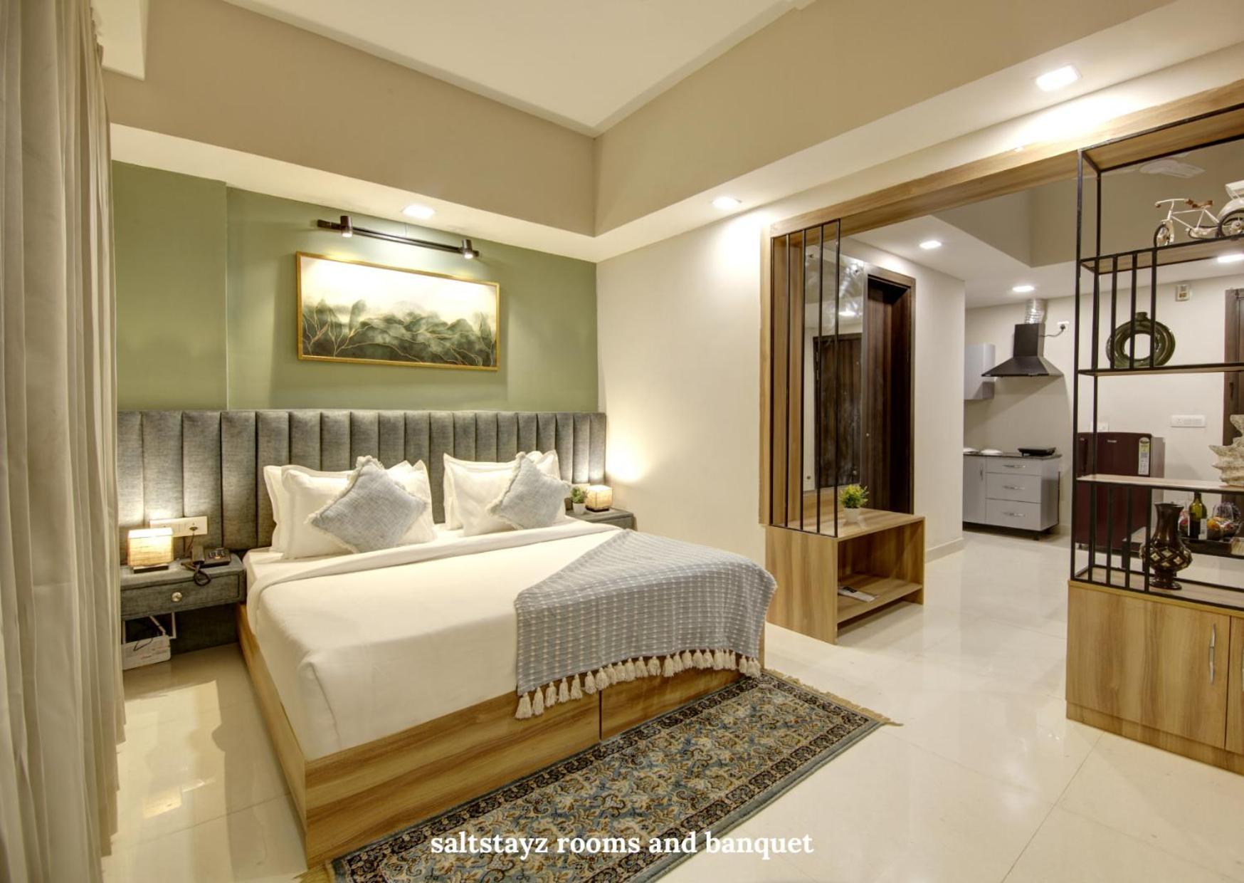 Saltstayz Premier Executive Serviced Apartment - Golf Course Extension Road Gurgaon Exterior photo